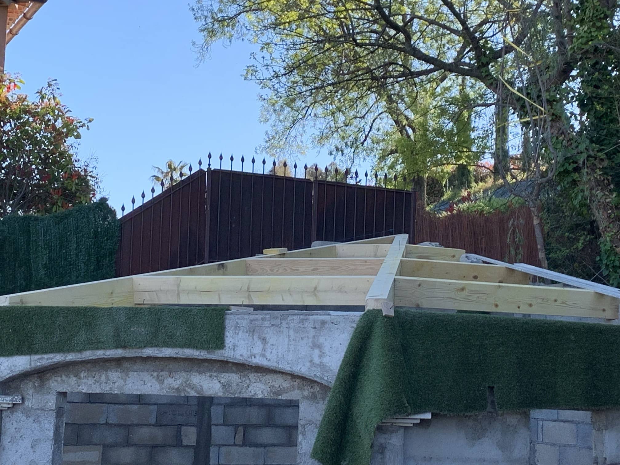 Benoit toiture - couverture de toiture et réalisation de charpente